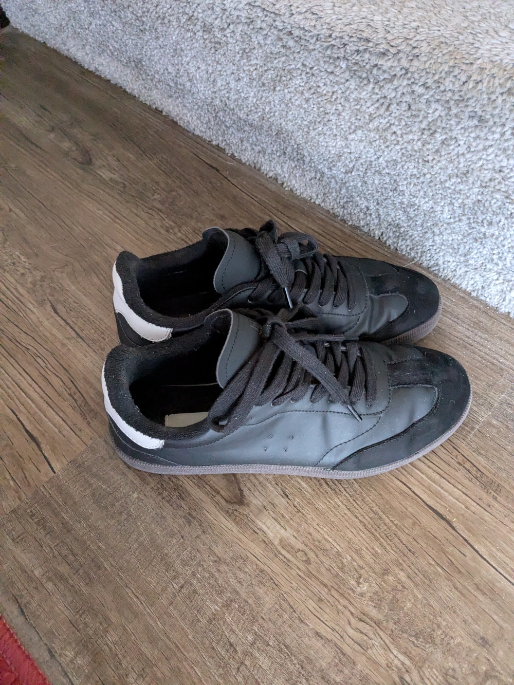 H&M Casual Sneakers